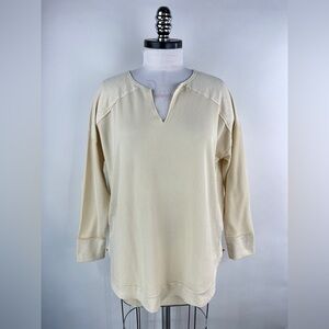 💚 3049. Basic Textured Cream Long Sleeve V-Neck Top